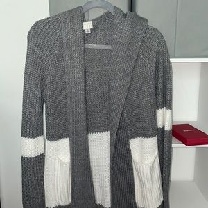 Women’s hooded cardigan